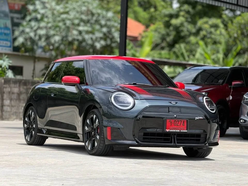 2025 Mini Hatch  III 3