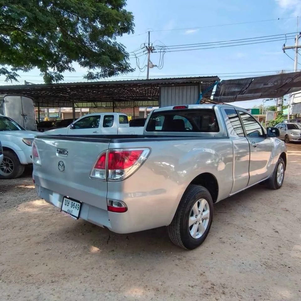 2013 Mazda BT-Series II 3