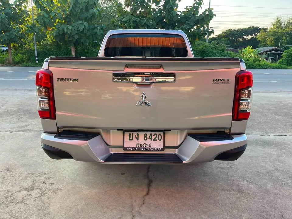 2018 Mitsubishi Triton V 3