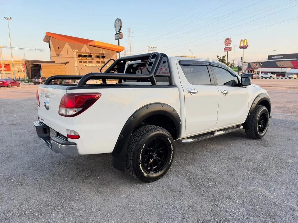 2016 Mazda BT-Series II 3