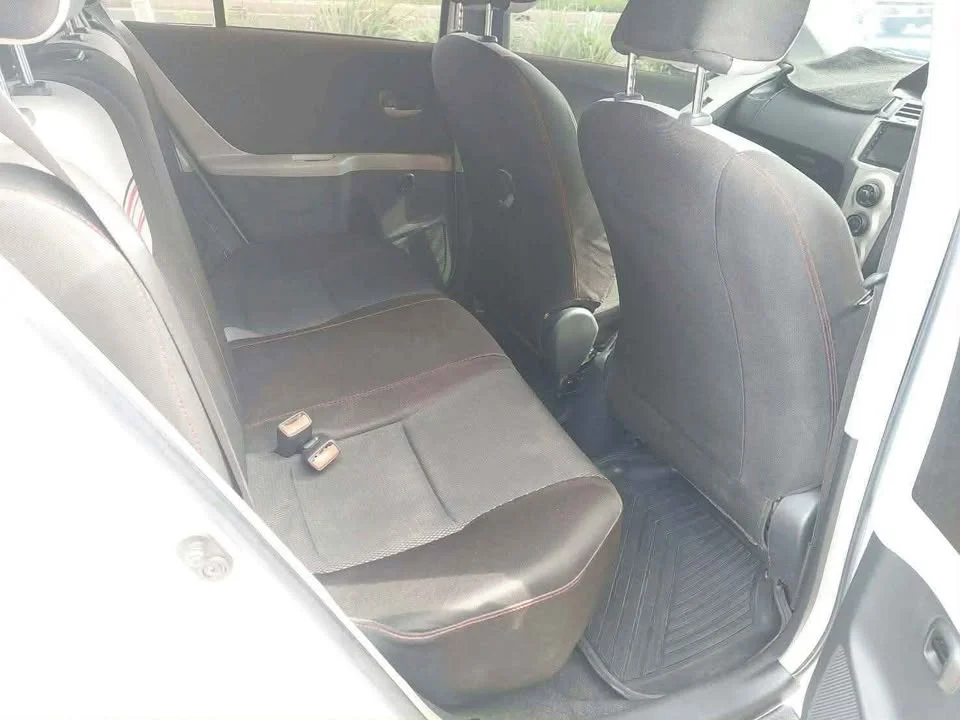 2022 Toyota Yaris II 2