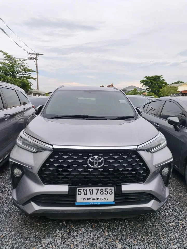 2023 Toyota Veloz III 2