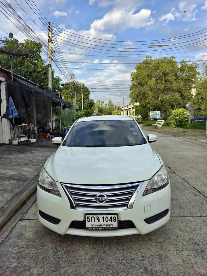 2013 Nissan Sylphy III (B17) 3