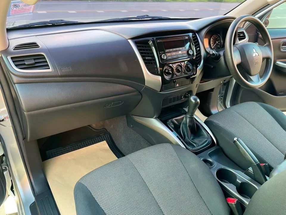 2018 Mitsubishi Triton V 2