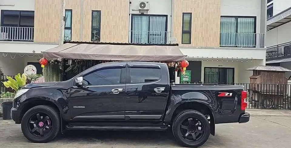 2014 Chevrolet Colorado II 2