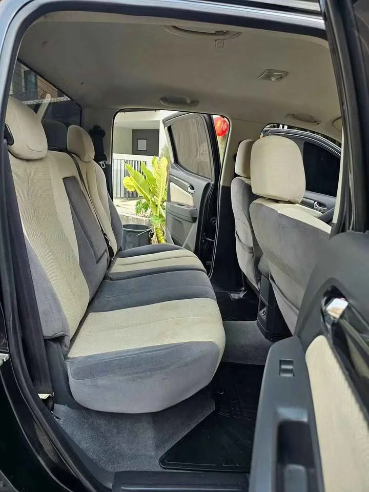 2014 Chevrolet Colorado II 3