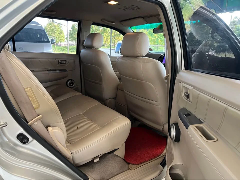 2007 Toyota Fortuner I 3