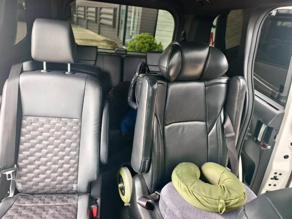 2023 Toyota Voxy IV 2