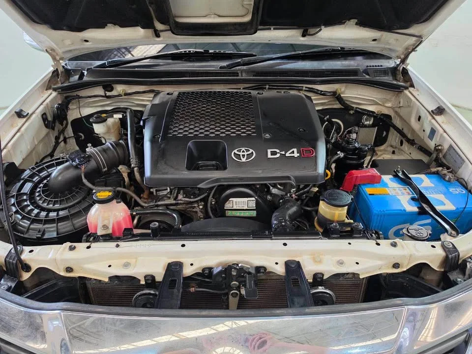 2015 Toyota Hilux VII 2