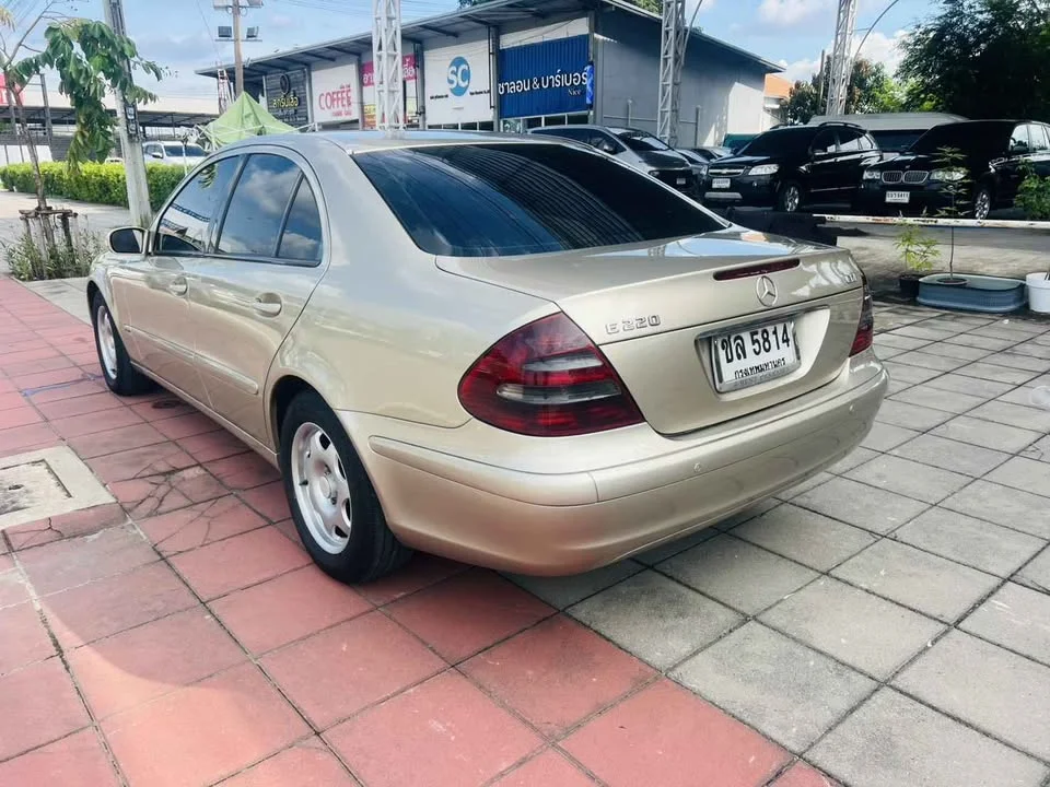 2004 Benz E-Class W211 2