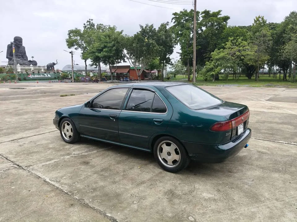1995 Nissan Sunny IV 3