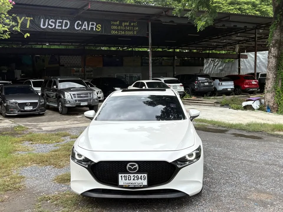 2021 Mazda 3 IV 2