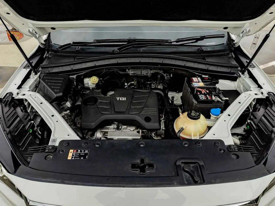 2021 MG HS 2