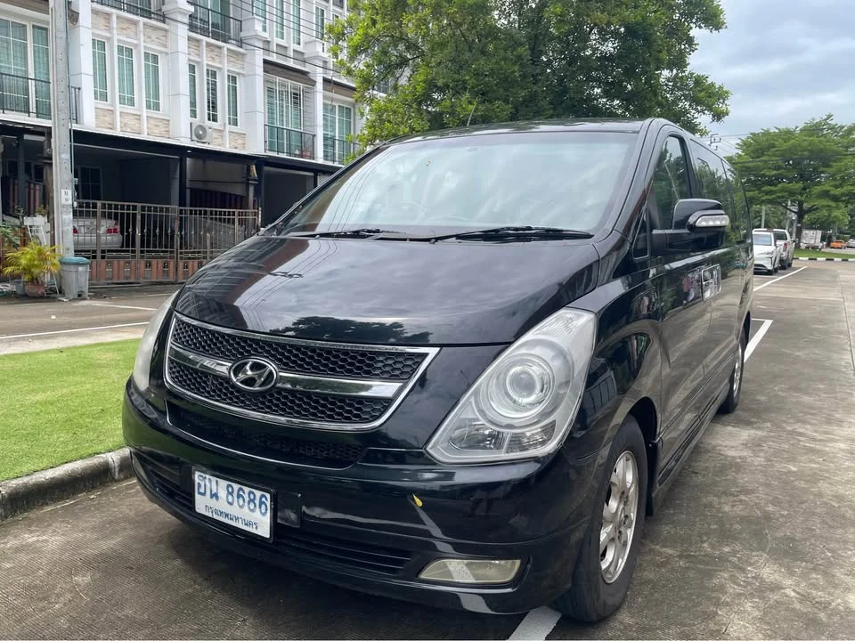 2011 Hyundai H-1 II 3