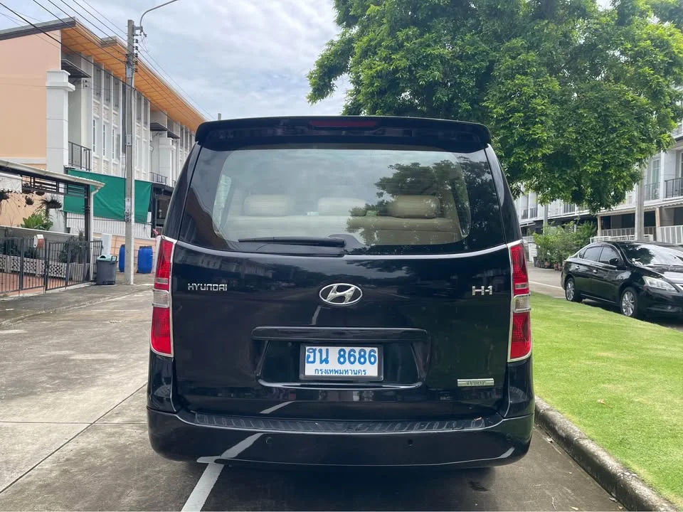 2011 Hyundai H-1 II 2