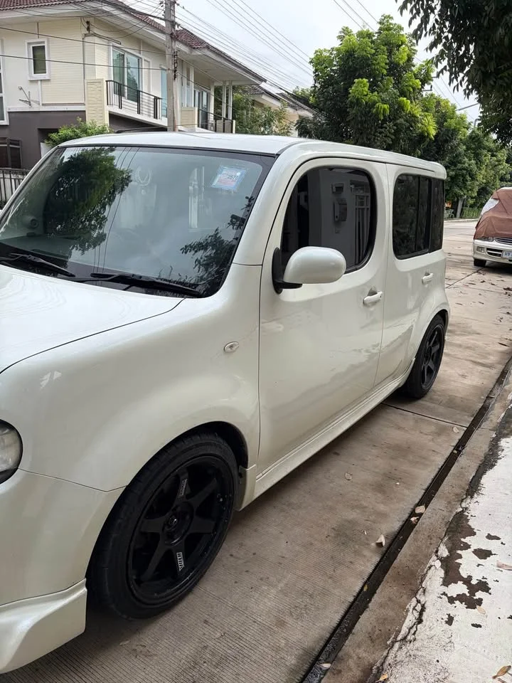 2011 Nissan Cube III (Z12) 3