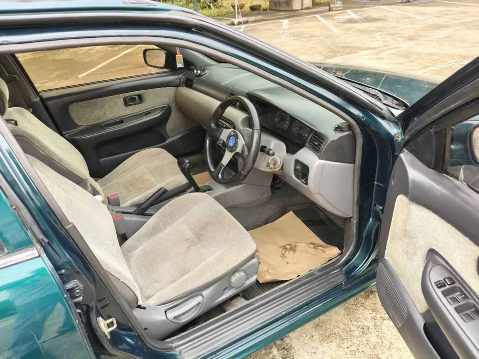 1995 Nissan Sunny IV 2
