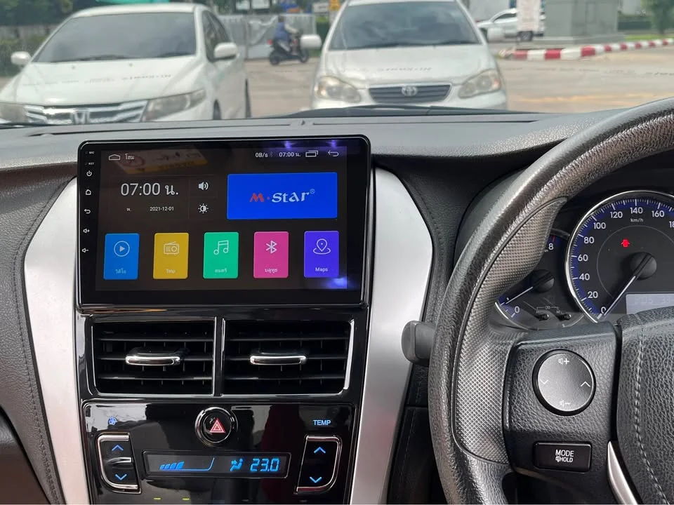 2017 Toyota Yaris ATIV III 3