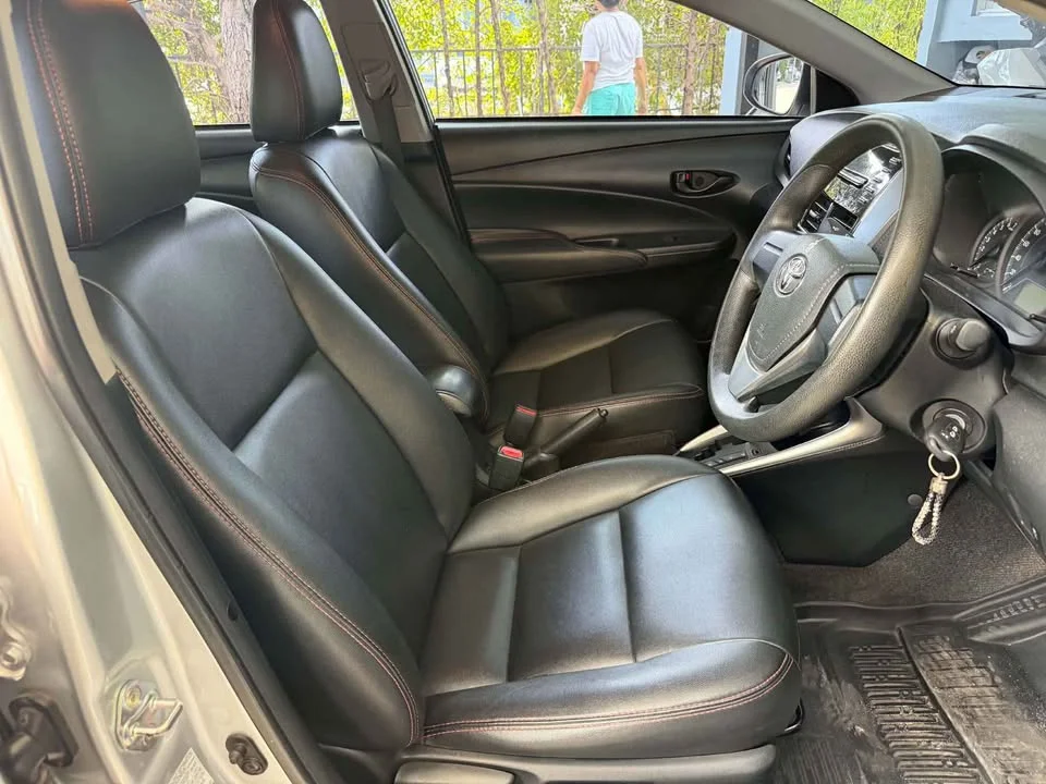 2017 Toyota Yaris ATIV III 3