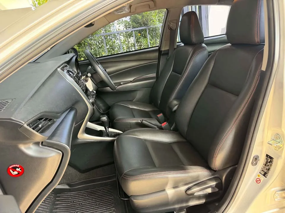 2017 Toyota Yaris ATIV III 2