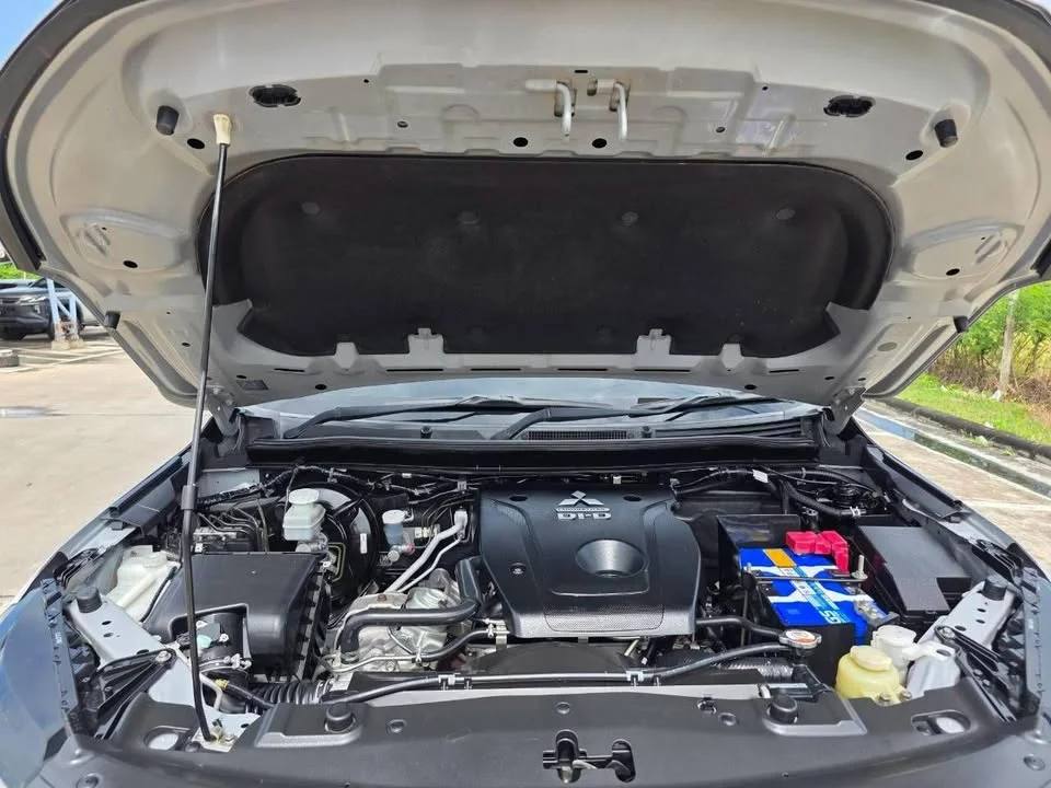 2018 Mitsubishi Triton V 2