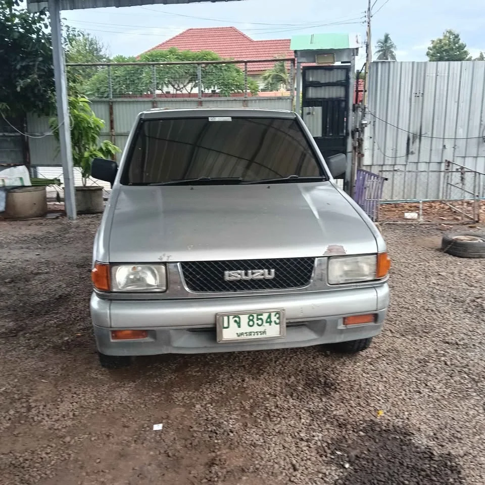 1994 Isuzu TFR III 3
