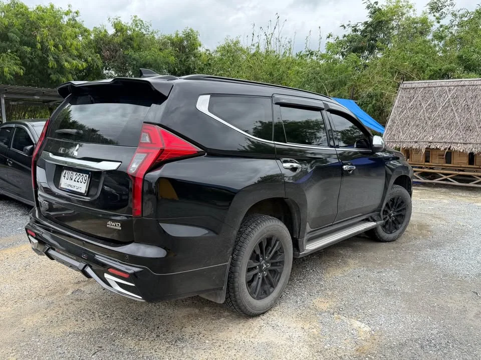 2023 Mitsubishi Pajero Sport III 3