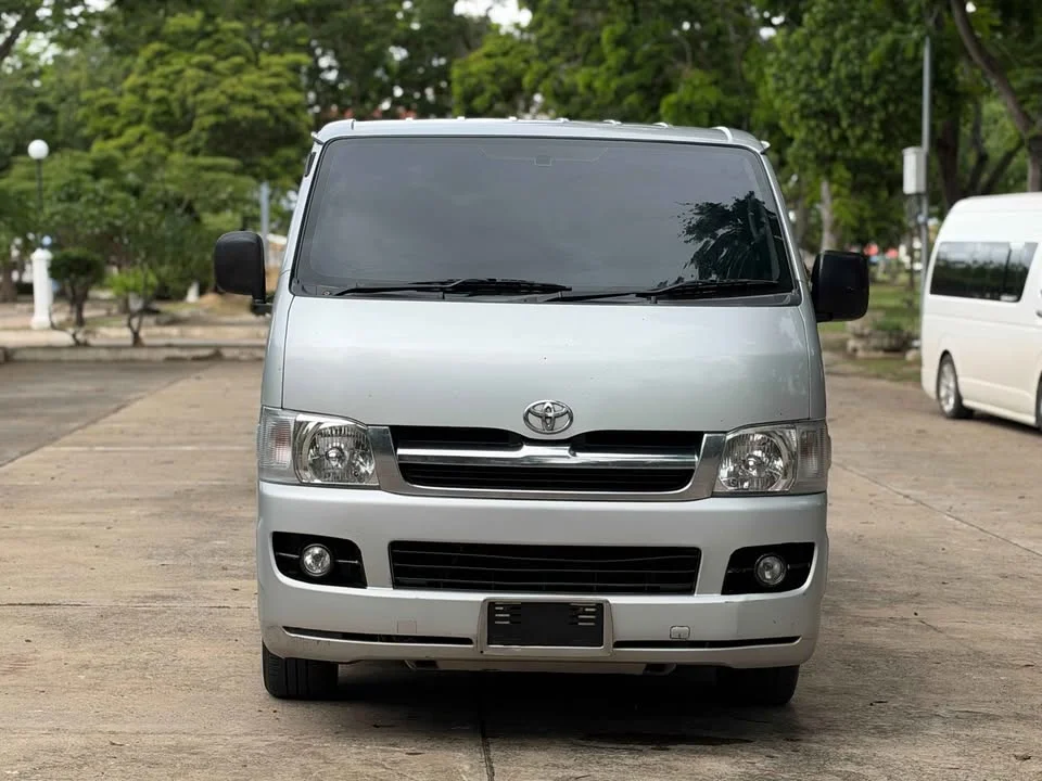 2005 Toyota HiAce V (H200) 3