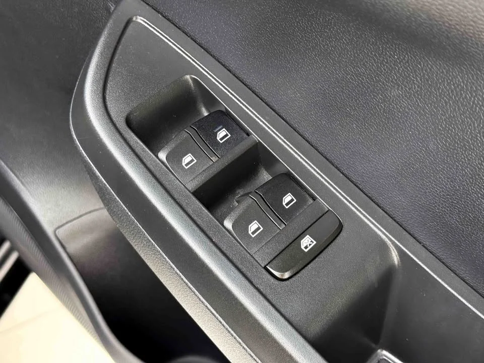 2019 MG 3 II 3