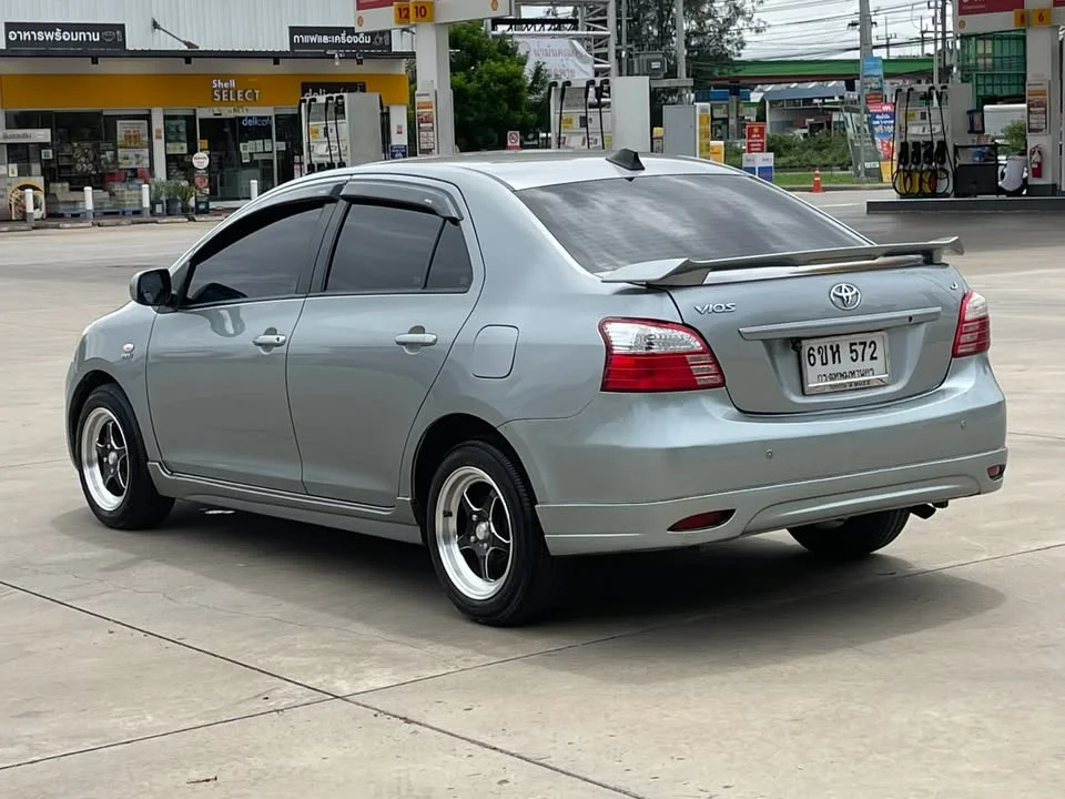 2010 Toyota Vios II 3