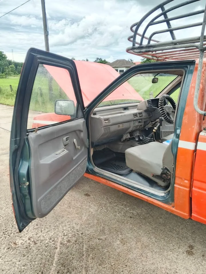 1994 Isuzu TFR III 3