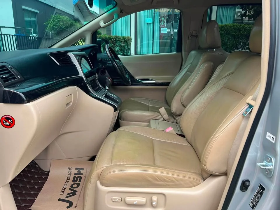 2009 Toyota Alphard, Vellfire II (AH20) 3