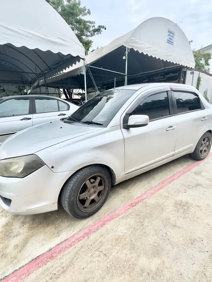 2011 Proton Saga II 3
