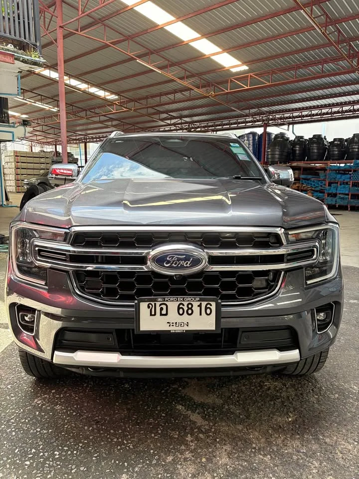 2022 Ford Everest III 2