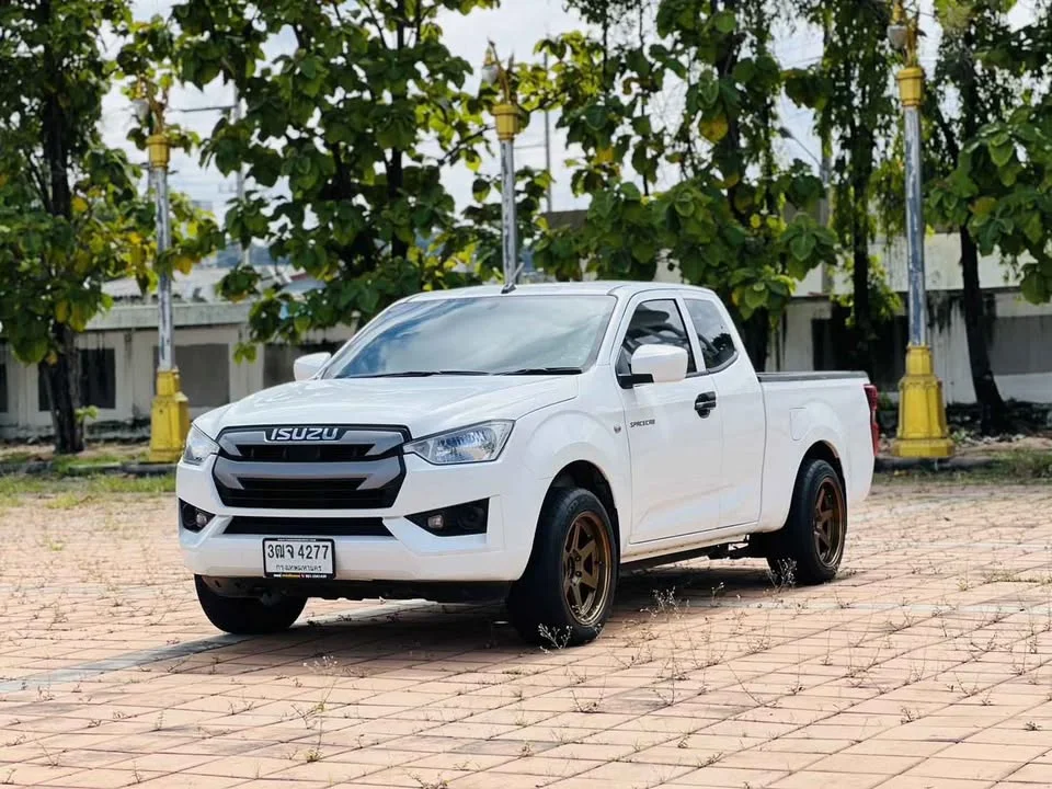 2021 Isuzu D-Max III (RG) 2