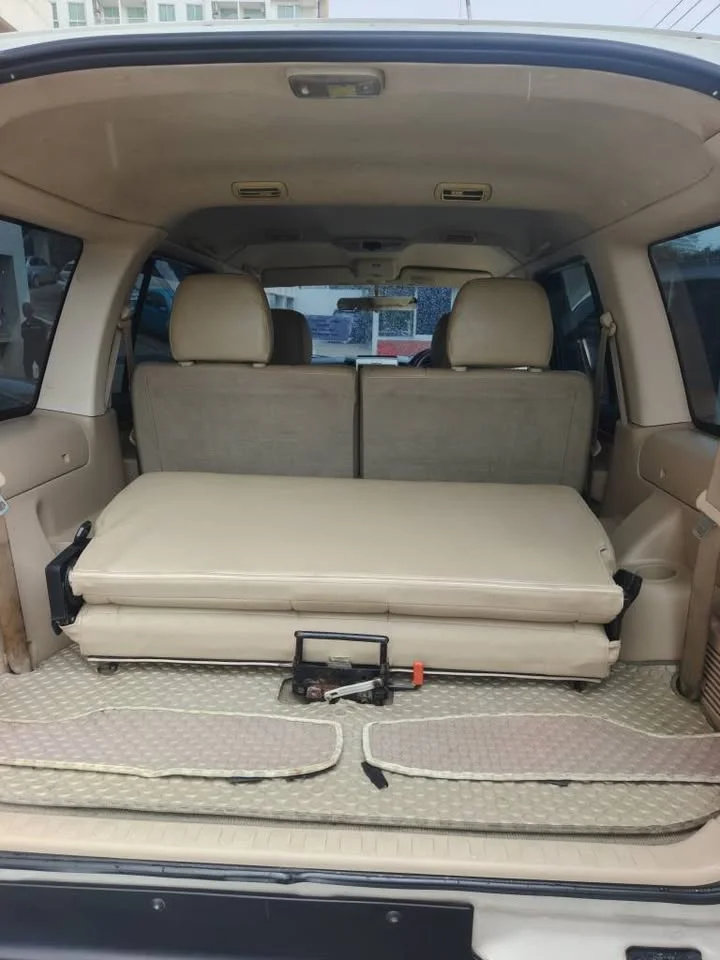 2010 Ford Everest I 2