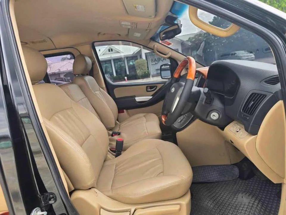 2013 Hyundai H-1 II 3