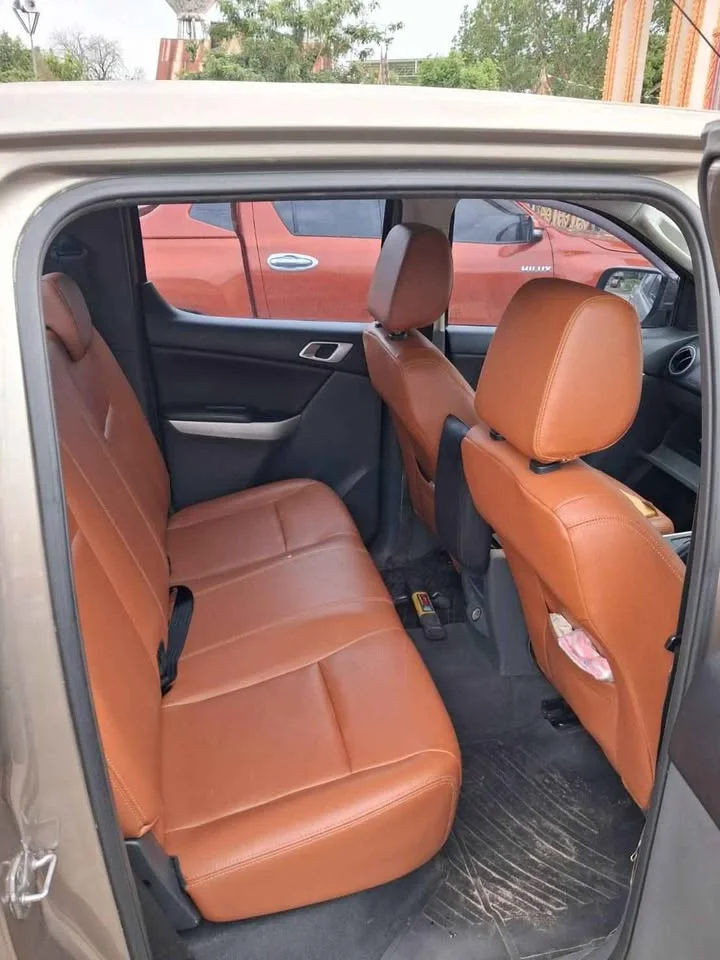 2012 Mazda BT-Series II 3