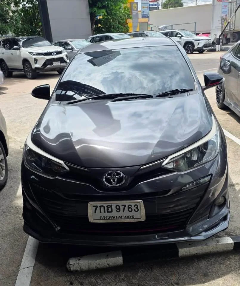 2018 Toyota Yaris ATIV III 2