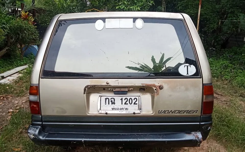 2000 Isuzu Faster Dragon Eyes III 2