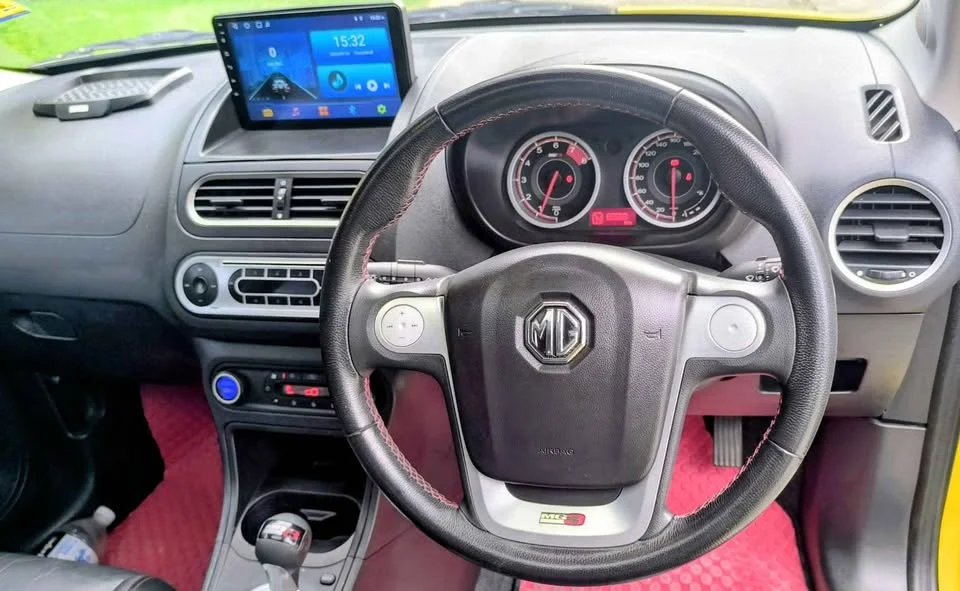 2016 MG 3 II 3