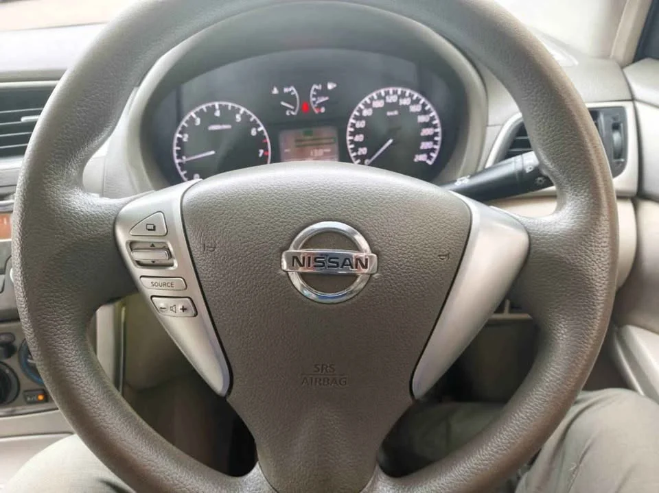 2013 Nissan Sylphy III (B17) 2