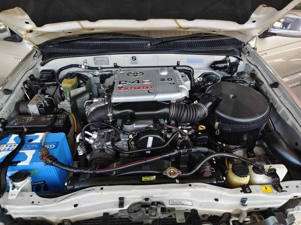 2003 Toyota Hilux Tiger VI 3