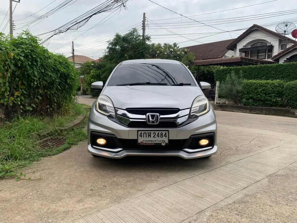 2015 Honda Mobilio II 3