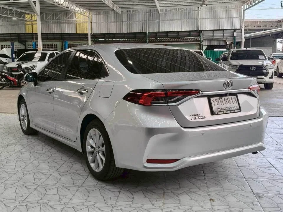2020 Toyota Corolla Altis XII (E210) 3