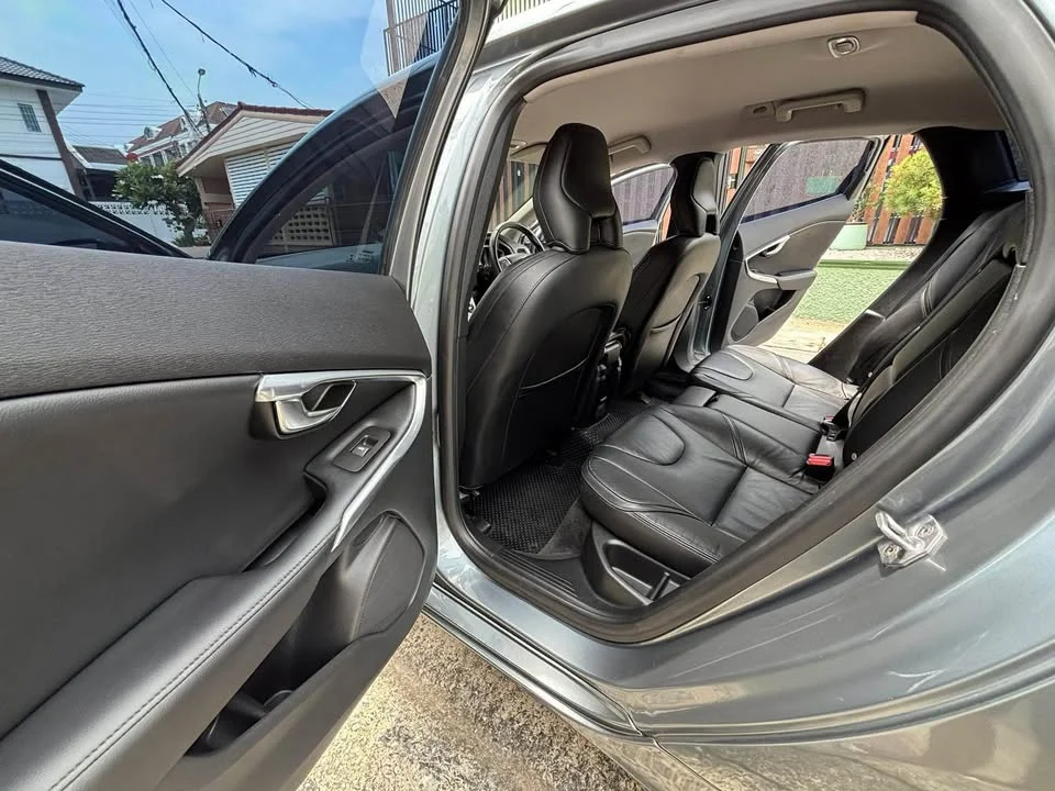 2017 Volvo V40 II 3