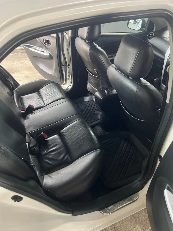 2010 Toyota Vios II 2