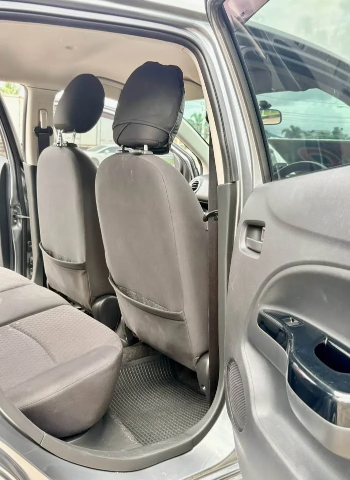2019 Mitsubishi Mirage VI 2