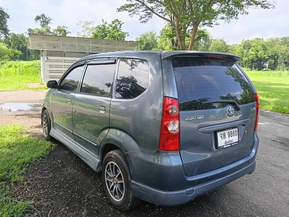2008 Toyota Avanza I 2
