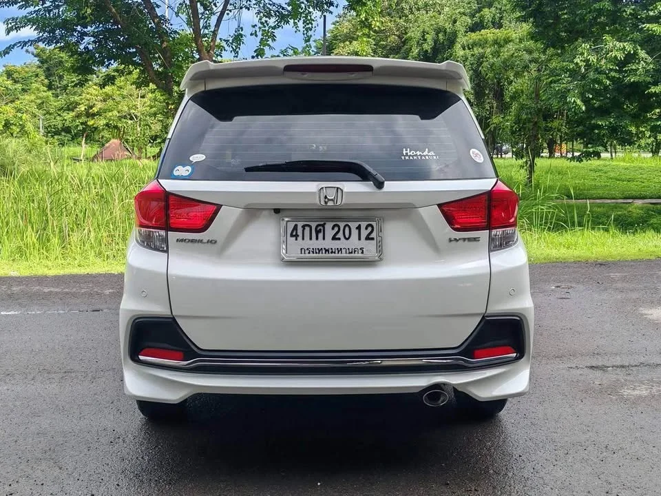 2016 Honda Mobilio II 2